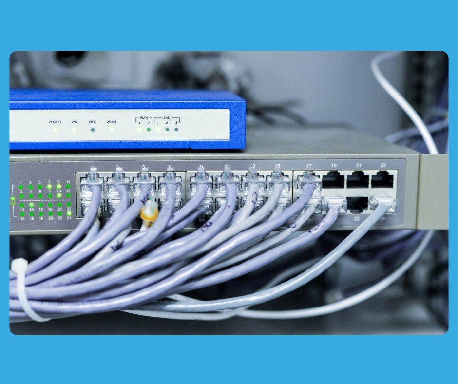 Switch - Router - Switch
